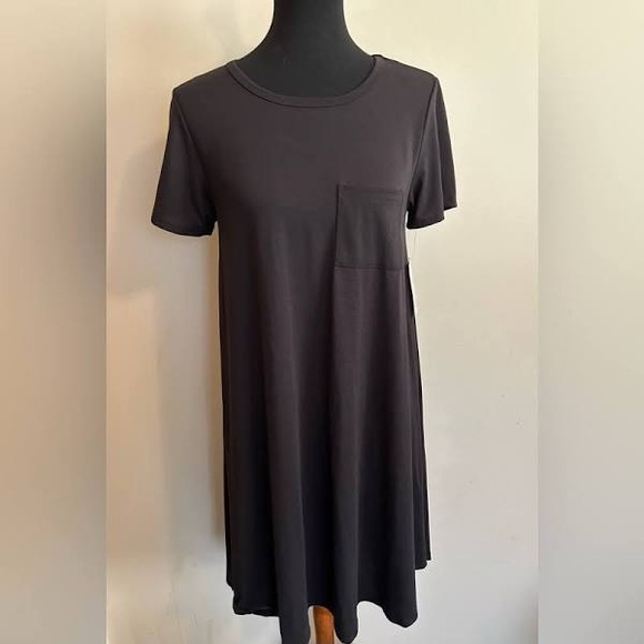 LuLaRoe Black Carly Knee-Length T-Shirt Dress - Picture 1 of 4